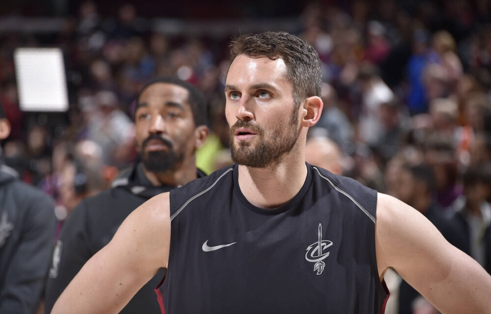 而捷克队则 而捷克队则